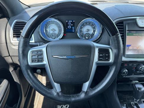 Used 2012 Chrysler 300 C AWD/4WD image 9