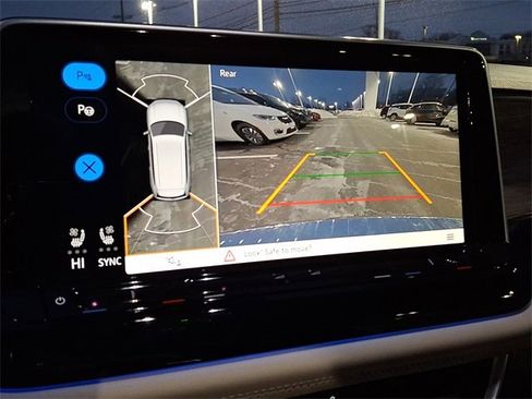 Used 2024 Volkswagen Atlas SEL Premium R-Line image 20