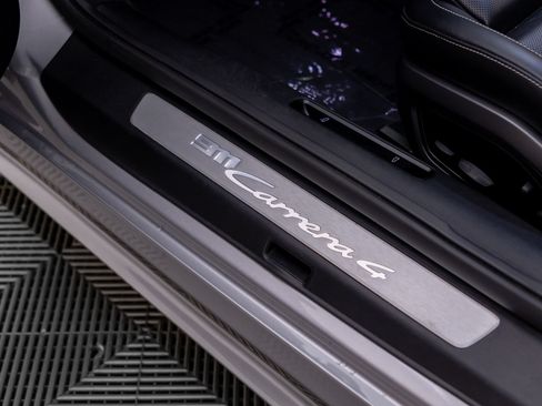 Certified 2022 Porsche 911 Carrera 4 AWD/4WD image 16
