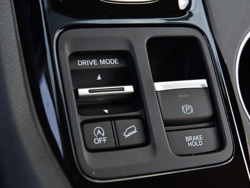 Certified 2025 Honda Pilot EX-L image 19