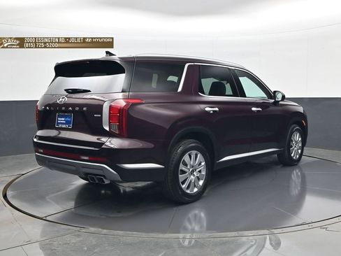 Used 2023 Hyundai Palisade SEL w/ Cargo Package AWD/4WD image 5