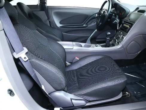 Used 2001 Toyota Celica GT image 30