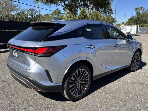 New 2026 Lexus RX 450h AWD image 3