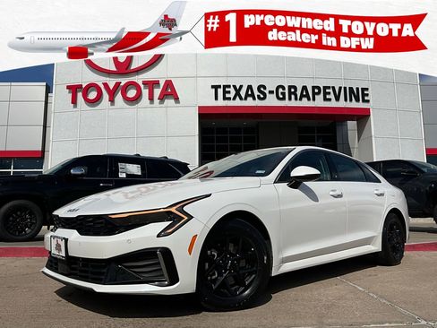 Used 2025 Kia K5 LXS image 1