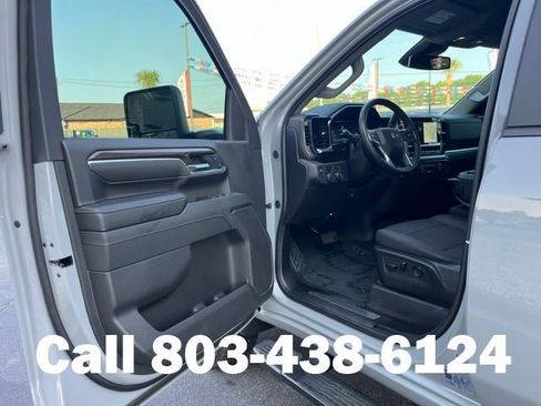 Used 2024 Chevrolet Silverado 2500 LT w/ Z71 Sport Edition AWD/4WD image 4