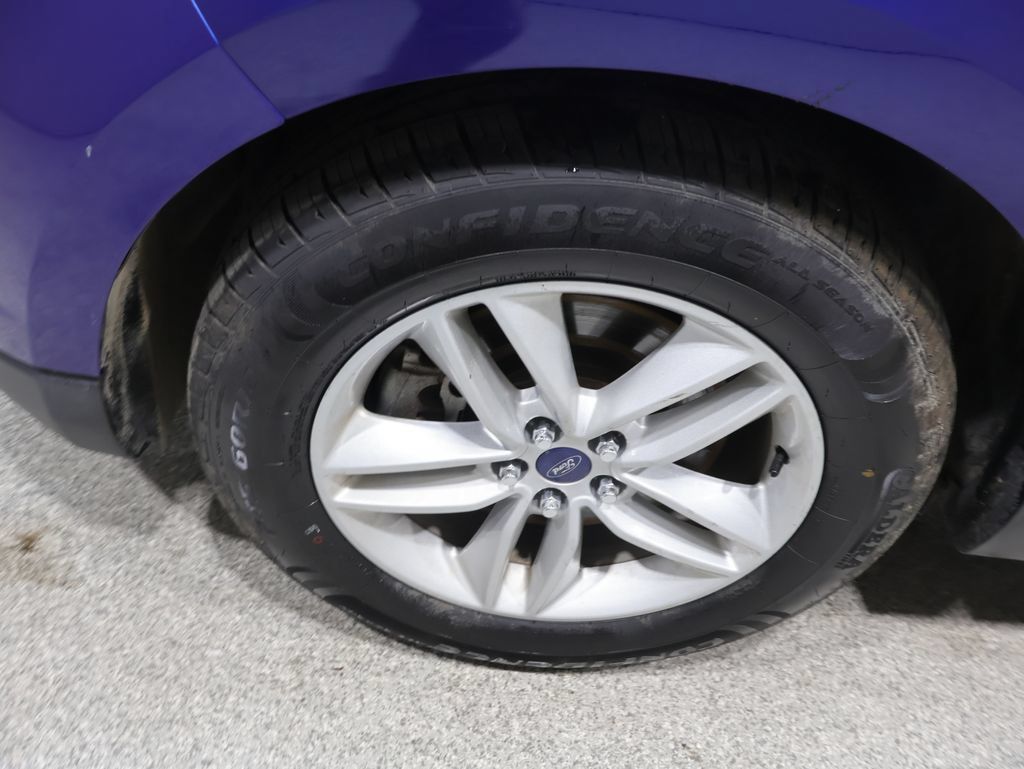 Used 2015 Ford Edge SEL AWD/4WD image 8