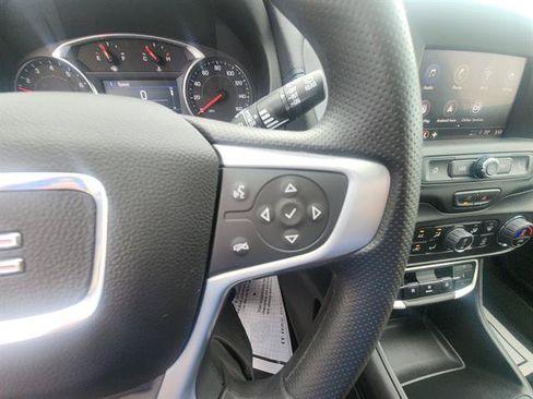 Used 2024 GMC Terrain SLE w/ Driver Convenience Package AWD/4WD image 22