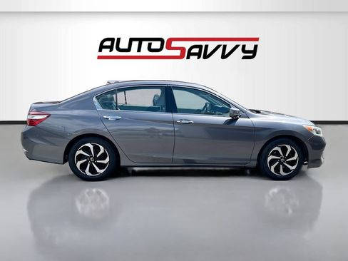 Used 2017 Honda Accord EX-L image 8