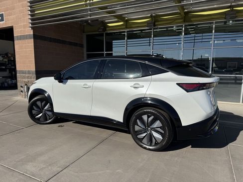 Used 2023 Nissan Ariya image 5