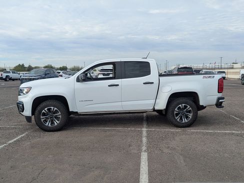 Used 2022 Chevrolet Colorado Z71 image 2