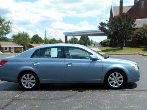 Used 2006 Toyota Avalon XLS FWD image 5