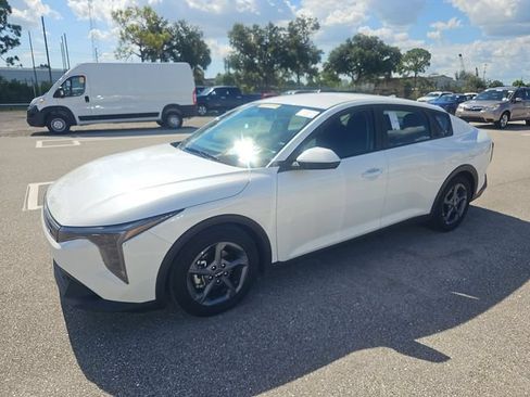 Used 2025 Kia K4 FWD image 23