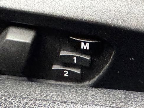 Used 2014 BMW Z4 sDrive28i image 21