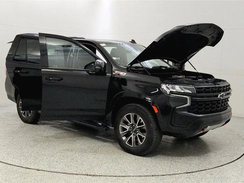 Used 2023 Chevrolet Tahoe Z71 w/ Luxury Package AWD/4WD image 9