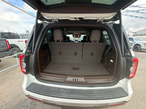 Used 2022 Ford Expedition King Ranch AWD/4WD image 39