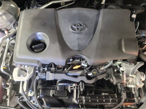 Used 2022 Toyota Camry LE FWD image 30