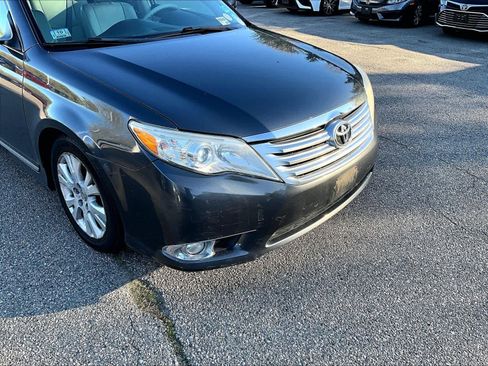 Used 2011 Toyota Avalon FWD image 5