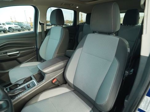 Used 2017 Ford Escape SE w/ SE Cold Weather Package image 36