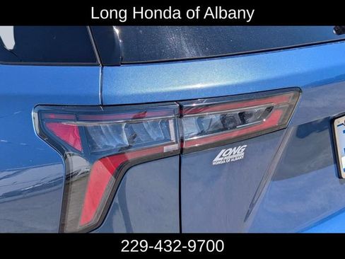 Used 2026 Chevrolet Equinox LT w/ Convenience Package II AWD/4WD image 9