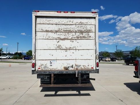 Used 2013 GMC Savana 3500 RWD image 3