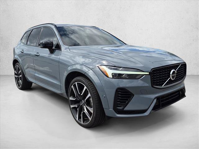 Used 2024 Volvo XC60 T8 Ultimate w/ Protection Package Premier AWD/4WD image 3