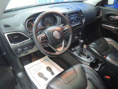 Used 2022 Jeep Cherokee Latitude Lux w/ Sun & Sound Group AWD/4WD image 5