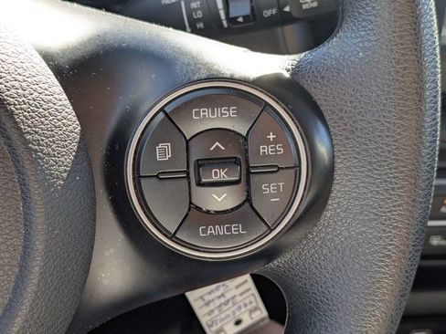 Used 2020 Kia Soul LX FWD image 23