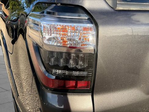 Used 2019 Toyota 4Runner Limited AWD/4WD image 29