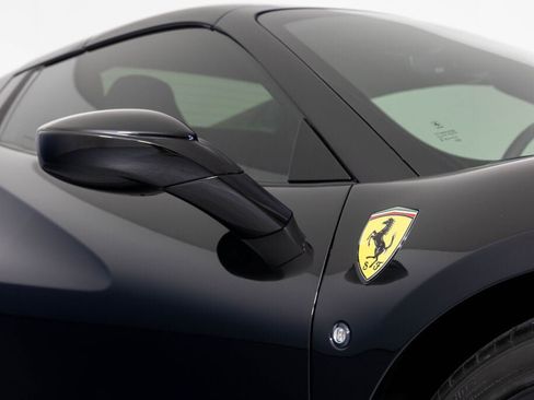 Used 2023 Ferrari F8 Tributo RWD image 26