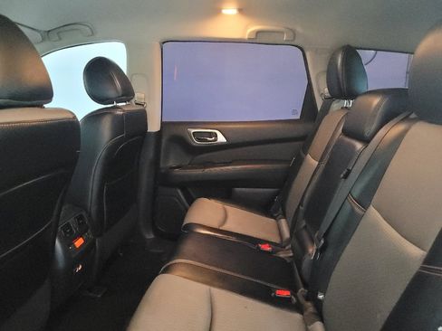 Used 2020 Nissan Pathfinder SV w/ Rock Creek Edition FWD image 18