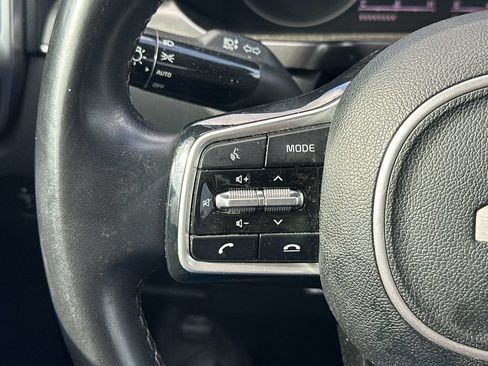 Used 2023 Kia Sorento S FWD image 23