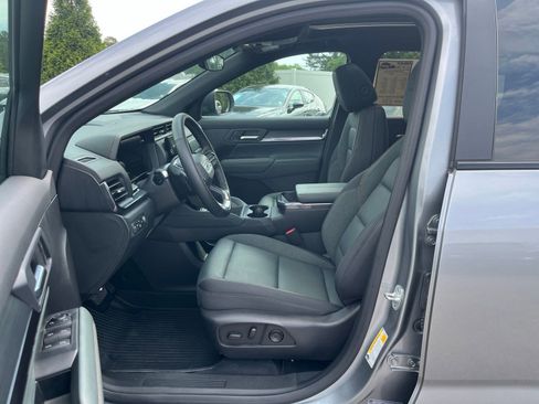 Used 2026 GMC Terrain AT4 AWD/4WD image 27