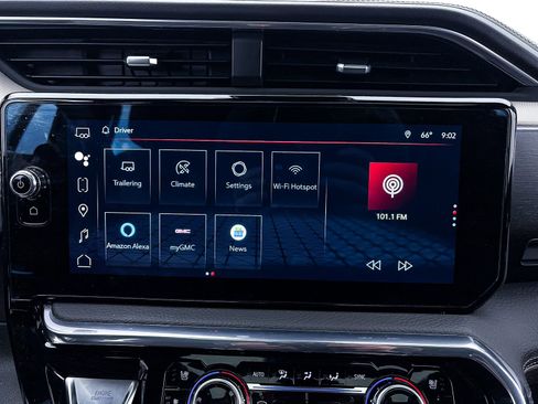 Used 2024 GMC Sierra 1500 Denali w/ Denali Reserve Package image 31