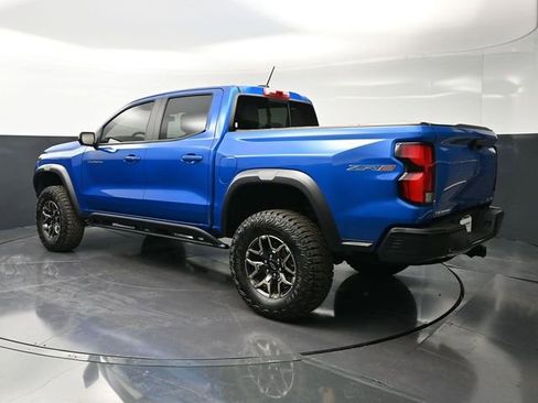 Used 2024 Chevrolet Colorado ZR2 w/ Technology Package image 8