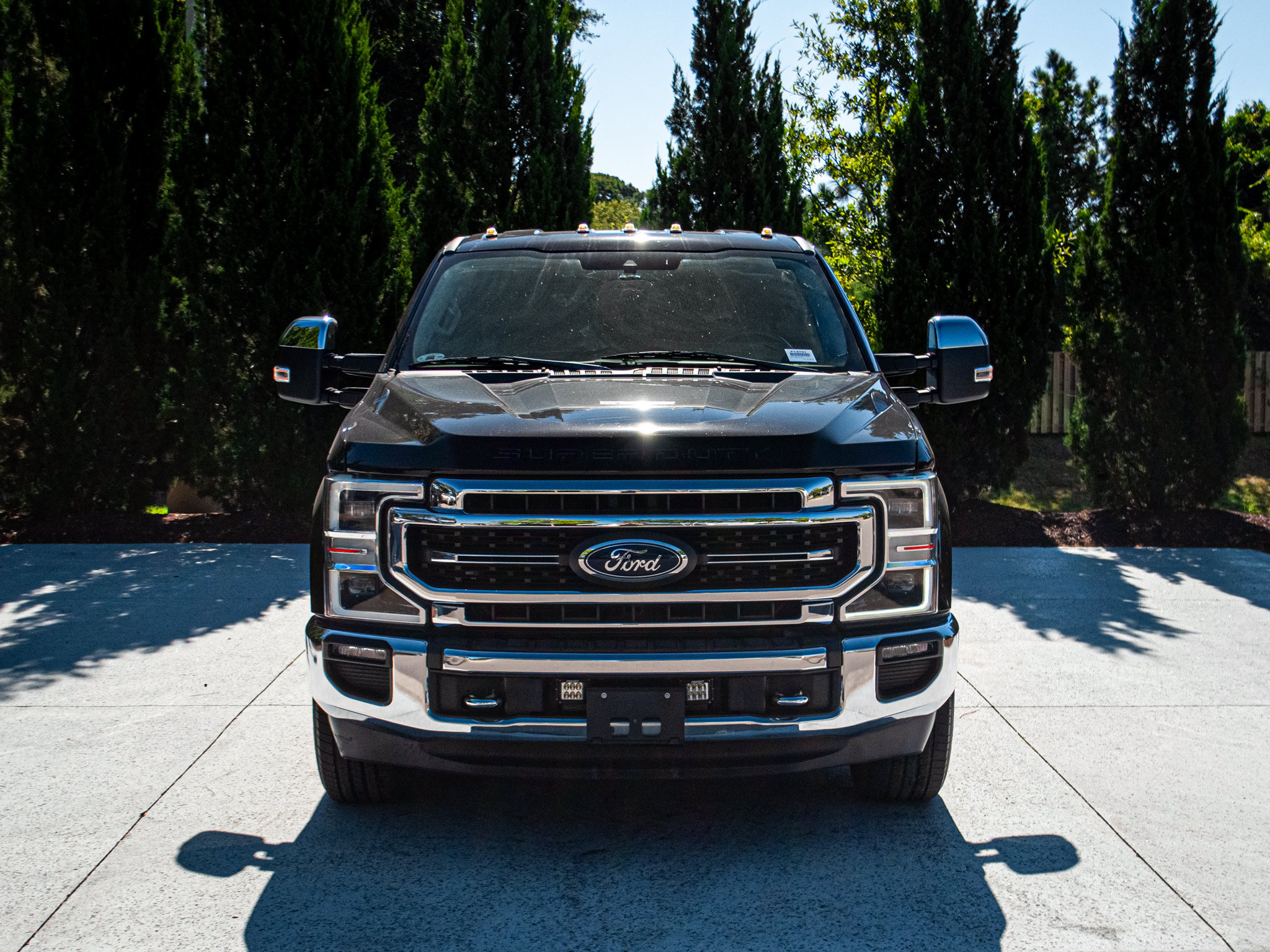Used 2020 Ford F250 Lariat w/ Lariat Ultimate Package RWD image 3