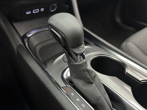 Used 2025 Chevrolet Malibu LT image 14