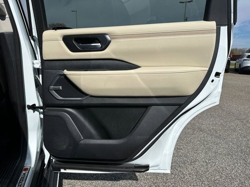 New 2026 Nissan Armada Platinum Reserve AWD/4WD image 17