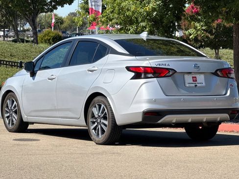 Used 2021 Nissan Versa SV FWD image 6
