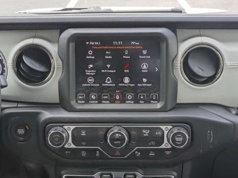 Used 2021 Jeep Wrangler Unlimited Sahara AWD/4WD image 18