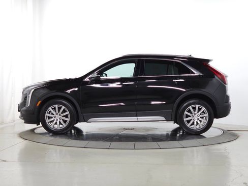 Used 2023 Cadillac XT4 Premium Luxury AWD/4WD image 2