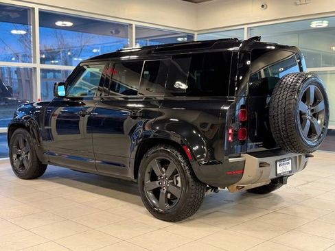 Used 2022 Land Rover Defender 110 X-Dynamic SE image 8