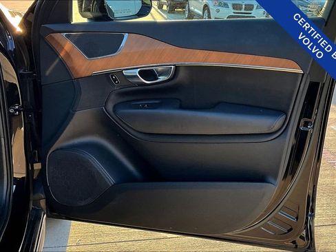 Used 2023 Volvo XC90 B5 Plus image 25