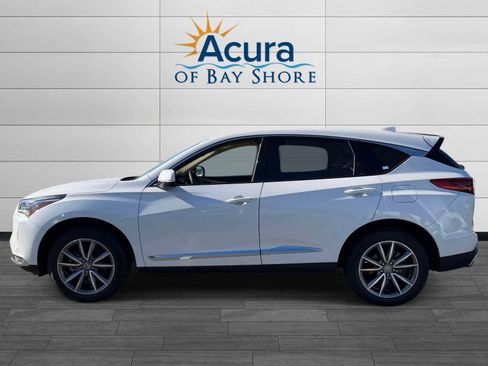 Used 2023 Acura RDX AWD w/ Technology Package image 5