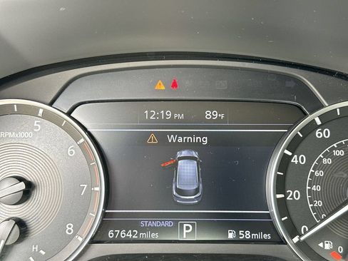 Used 2020 INFINITI QX50 Luxe w/ Navigation Package FWD image 12