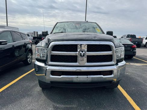 Used 2018 RAM 2500 SLT image 8