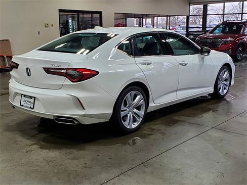 Certified 2023 Acura TLX w/ Technology Package image 4