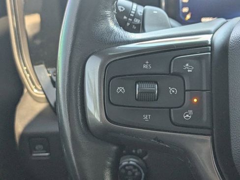 Used 2022 Chevrolet Silverado 1500 ZR2 w/ Technology Package image 19