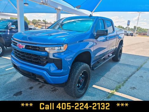Used 2022 Chevrolet Silverado 1500 RST w/ Z71 Off-Road Package AWD/4WD image 1