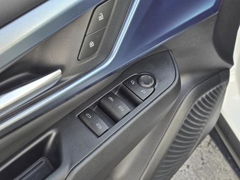 New 2026 Chevrolet Equinox EV LT image 10