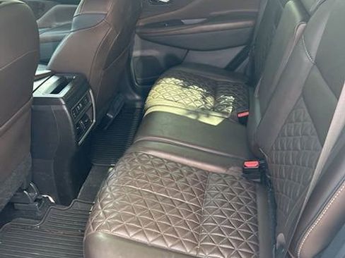 Used 2020 Nissan Murano Platinum w/ Cargo Package image 10